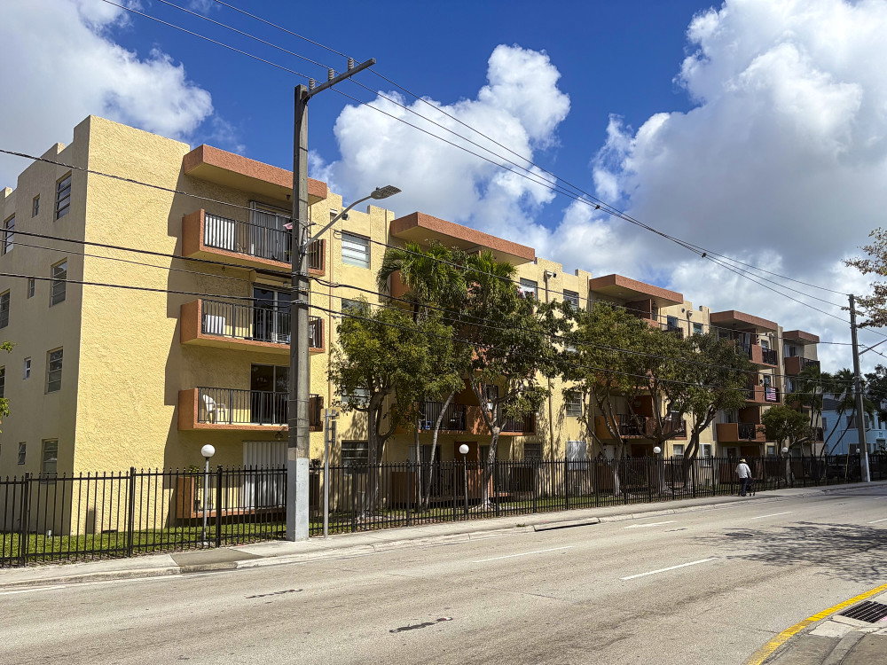 Vista Alegre Condo